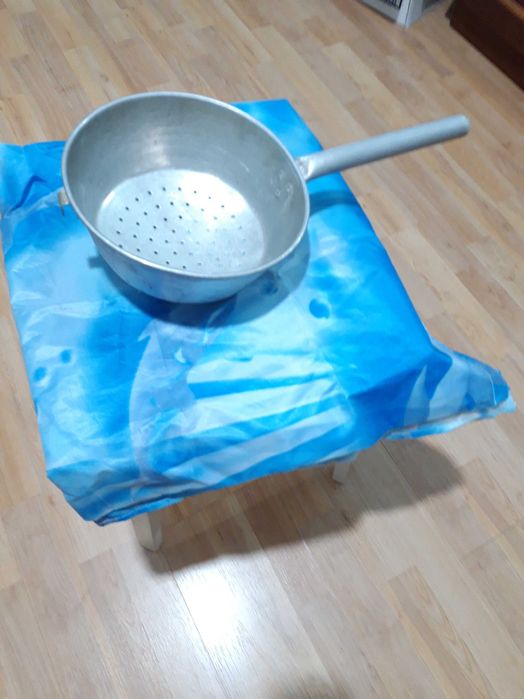 Дуршлаг алюминиевый для кухни