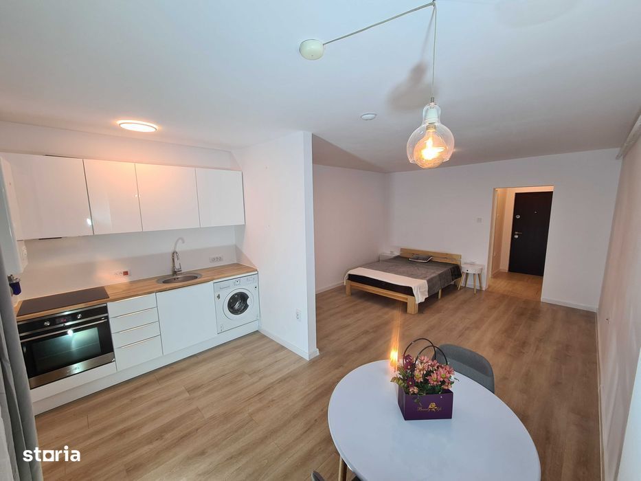 Garsonieră de închiriat Tătărași 32 mp centrală proprie disponibilă di