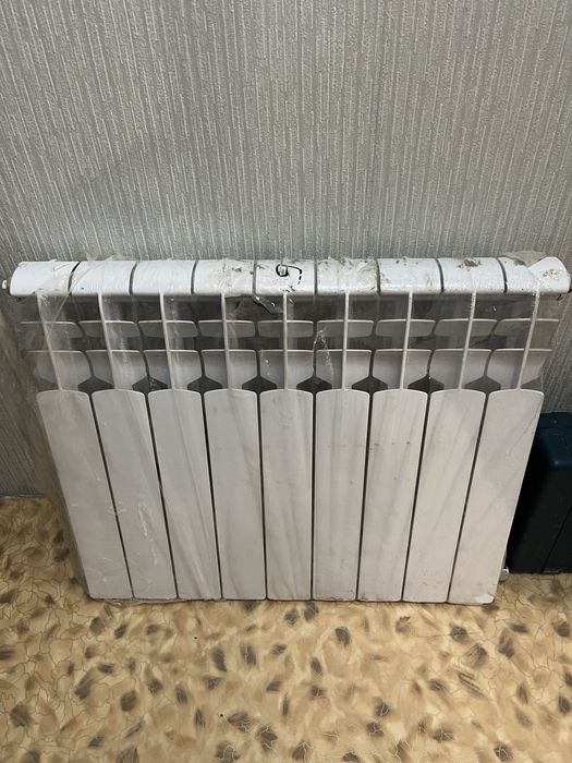 Продам батарею новый
