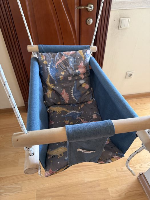 Детская качеля навесная