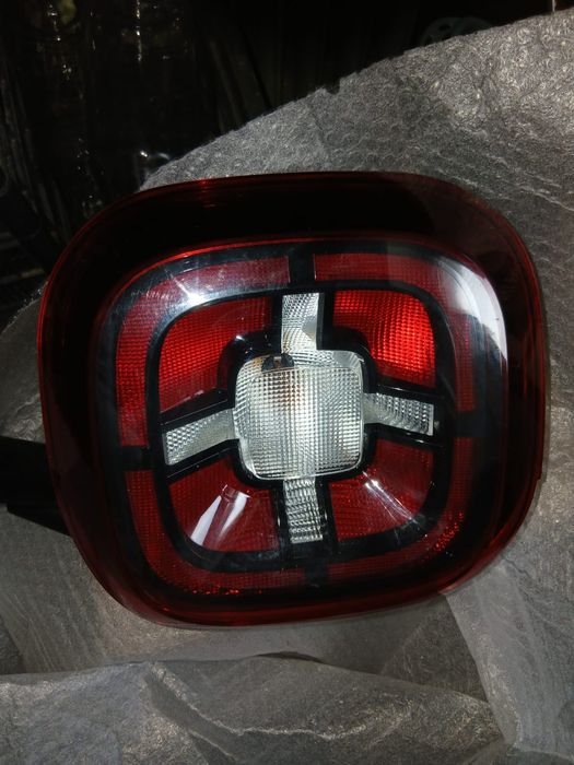 Vand Stopuri Dacia Duster 2