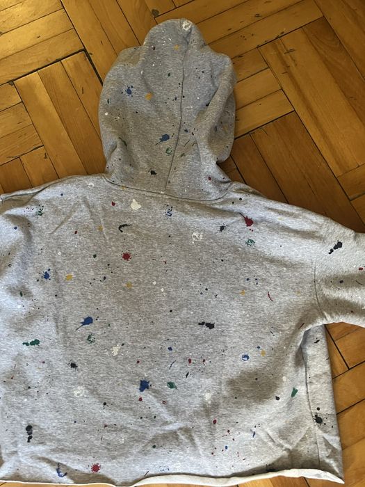 Сет 2 бр. маркови суитчъри Champion и Bershka – КАТО НОВИ