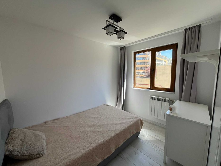 Тристаен апартамент в Манастирски ливади на ул.Иван Сусанин и гараж