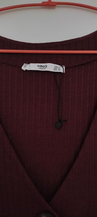 Трикотажное платье mango