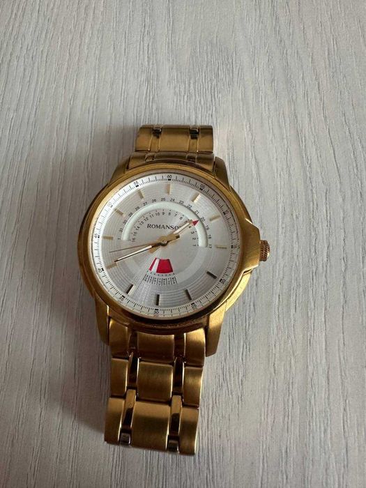 Продам часы Romanson