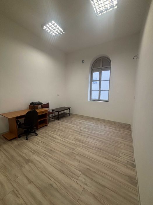 Помещение в ИДЕАЛНИЯ ЦЕНТЪР на града