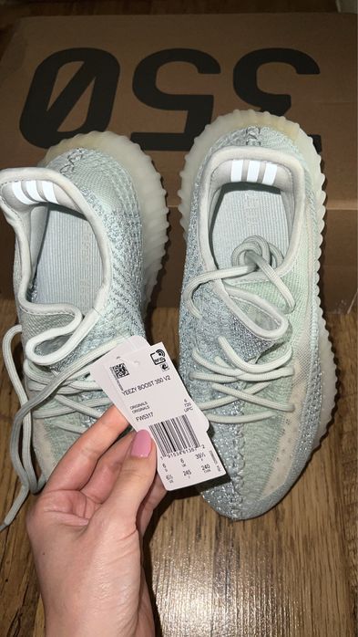 Yeezy  Boost 35 V2 Cloud Reflective