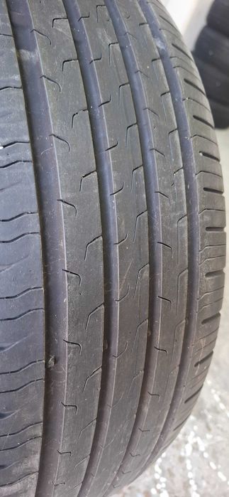 2бр. 235/55/18 Continental 6.3mm грайфер, дот 20г +++
