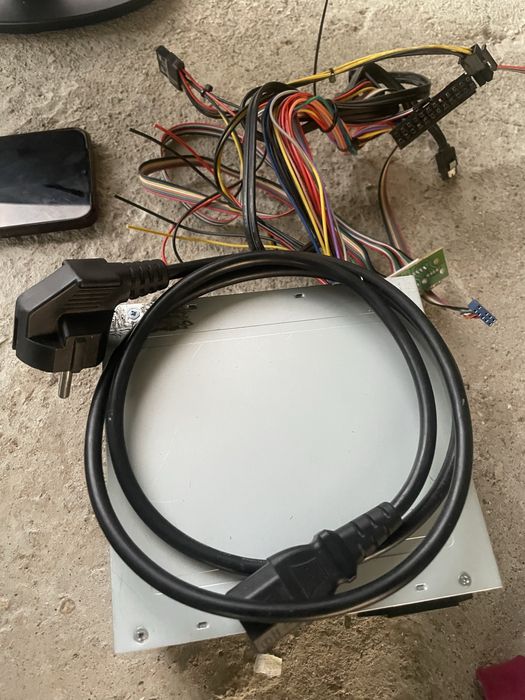 Продам блок питание VORTEX