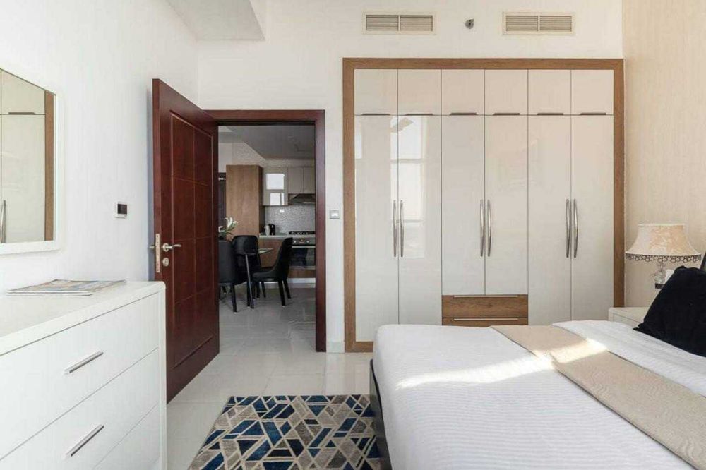 Сдается 3 комнатная просторная квартира на 8 этаже, Минор, 3/8/12. Р8