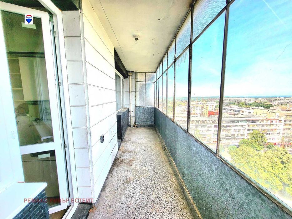 Продава се Тристаен апартамент в Русе, Широк център - 87 кв.м за 1034 €/кв.м - Снимка #10