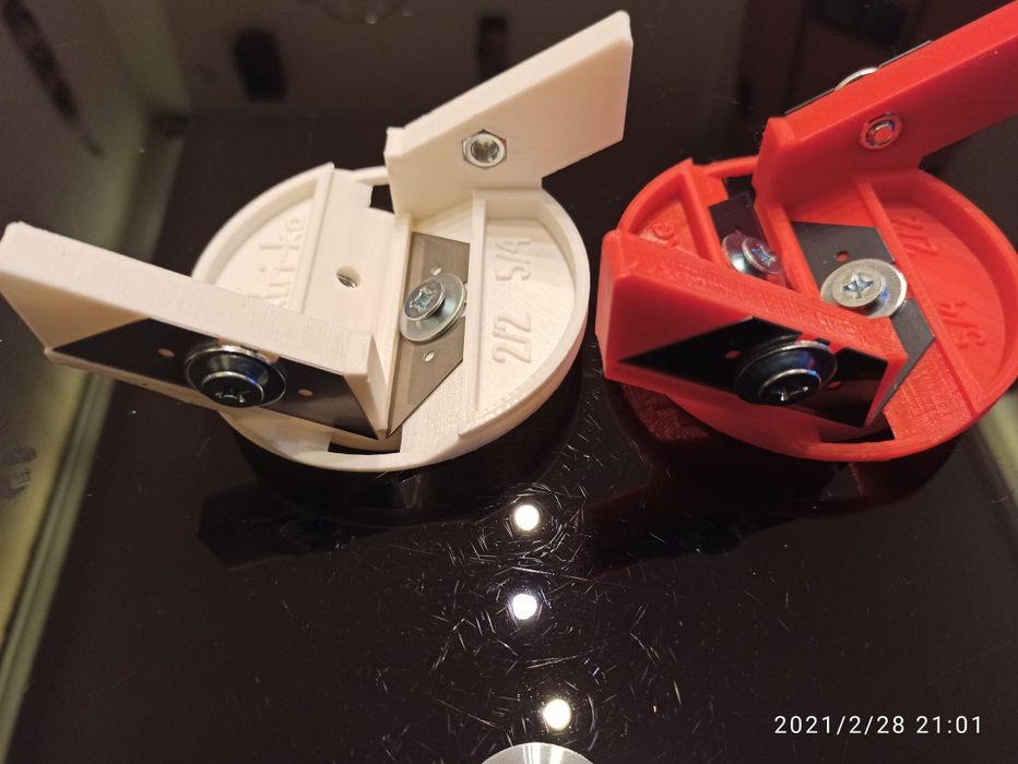 фаскорез (фаскоснемател) за разклонителни кутии и конзоли в гипсокарто