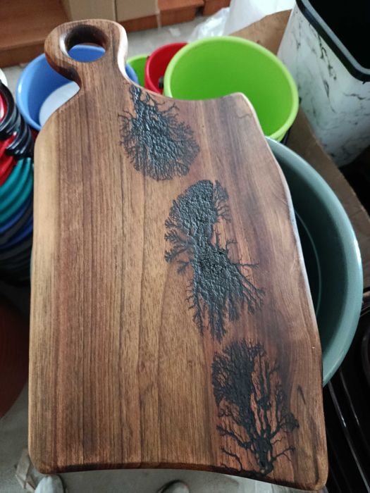 Дъски орех с смола