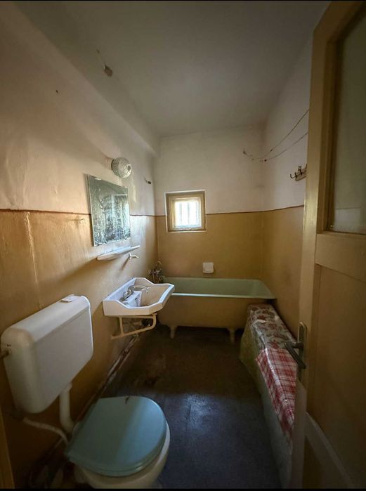 Vând apartament 2 camere zona cina