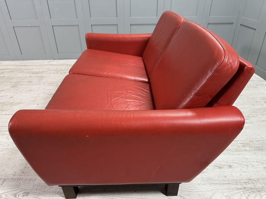 Датски диван 2-ка естествена кожа Д1079