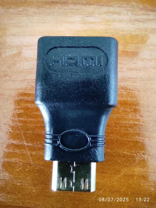 Преходник HDMI към HDMI mini