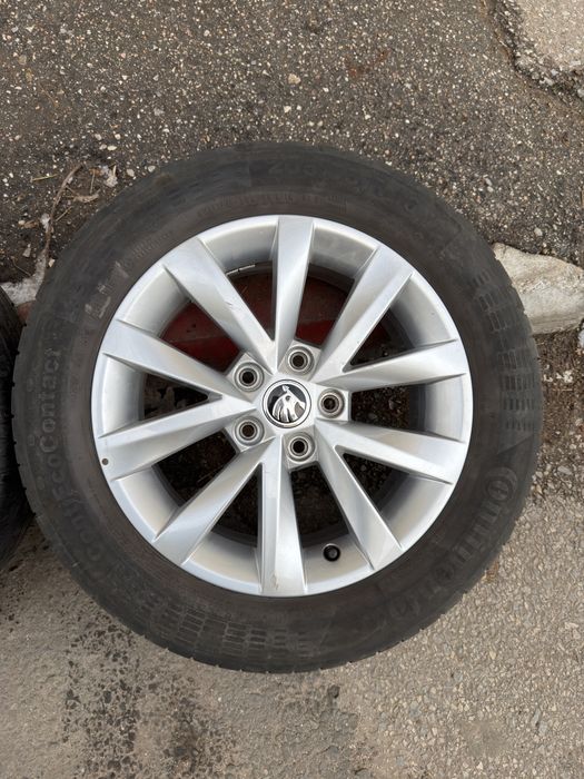 Jante aliaj 16 + Anvelope Continental vara 205/55/16 - Originale Skoda