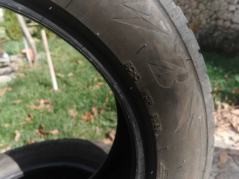 225 60 18 всесезонни Bridgestone Blizzak LM005 всесезонни 4 броя