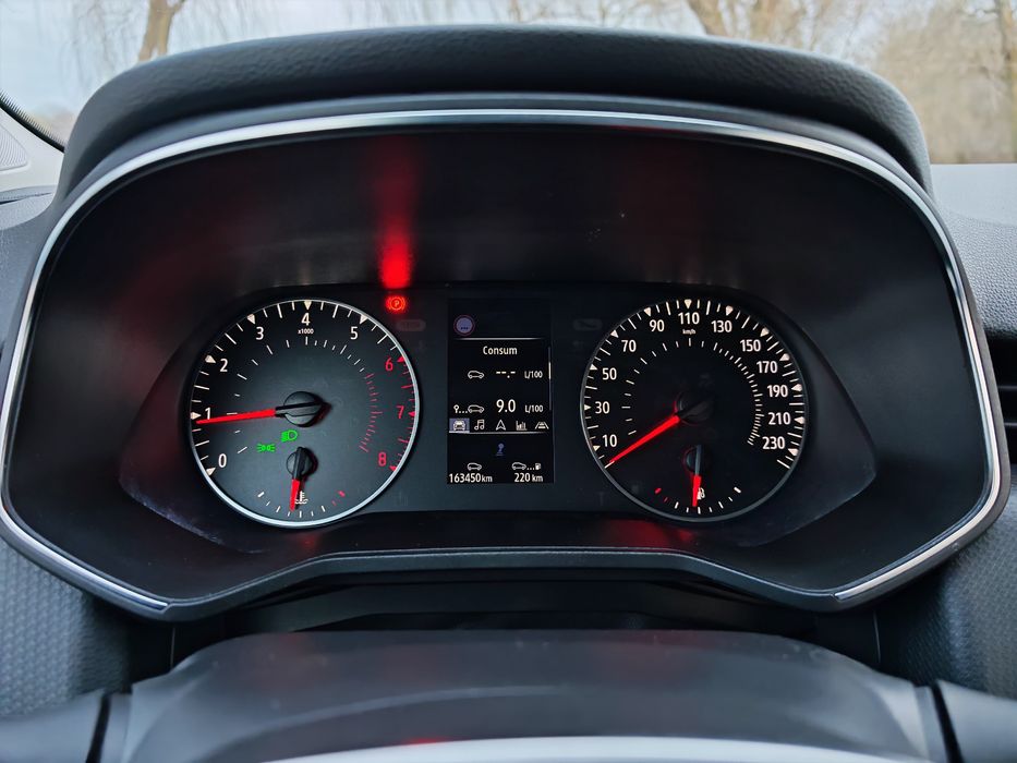 Renault clio 5 1.0 tce cu gaz pus de 200 km rar efectuat  impecabila !