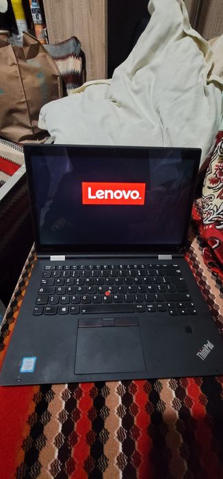 Vand laptop Lenovo x1 yoga