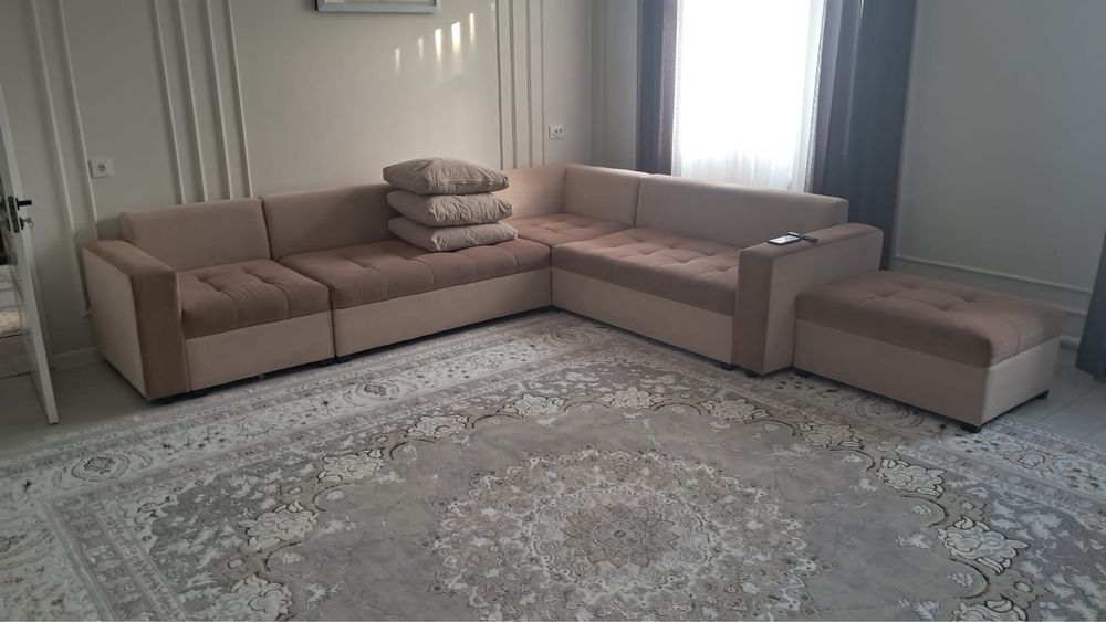 Уголок диван бежовый