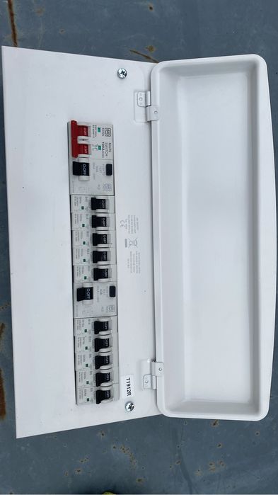 Dablou de siguranta electric de metal cu zece esiri