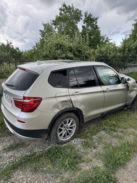 Bmw x3 f25 2011.