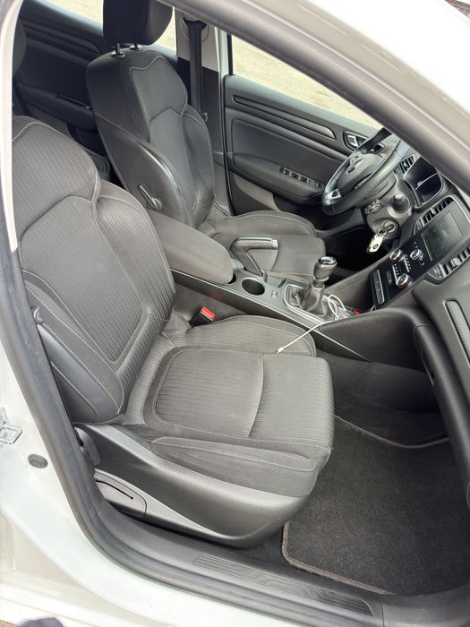 Renault Megane Business Edition  1.3 TCe 2019 140 Cp Led Euro 6