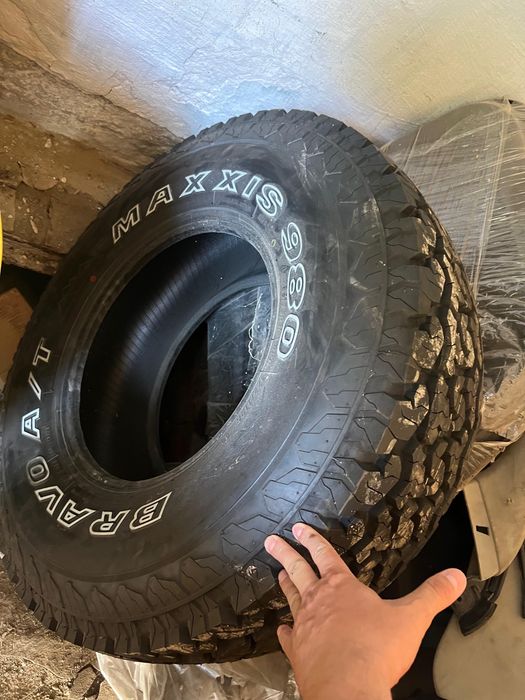 Продам резину Maxxis 980 Bravo A/T в размере LT285/75R16.