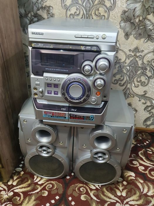 Muzikanli sentr soriladi