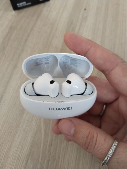 Беспроводные наушники