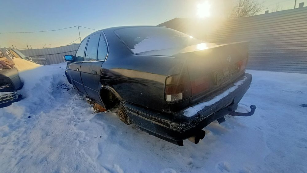 Запчасти на БМВ Е34 двигатель М50, М30, 520