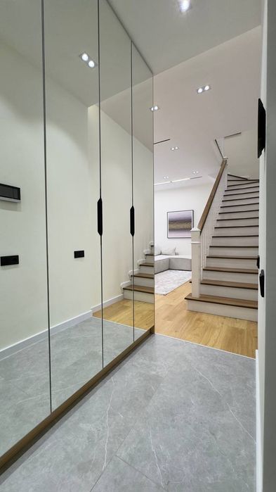 Яккасарайский район 4х комнатная квартира 110м²укомплектована 9-10этаж