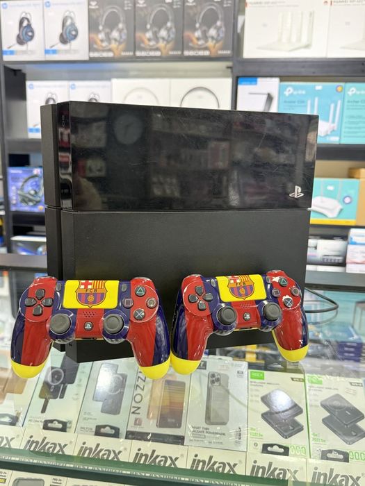 Playstation 4 2ta joystikli