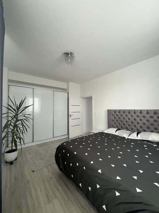 Apartament premium 3 camere de închiriat – Zona. Ared  UTA, Arad