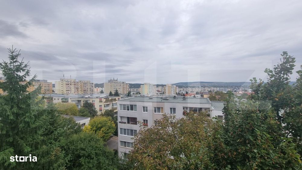 Apartament cu 4 camere | 2 bai | orientare sudica | Manastur