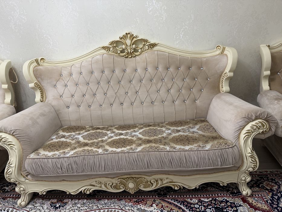 Рродам диван и 2 кресла