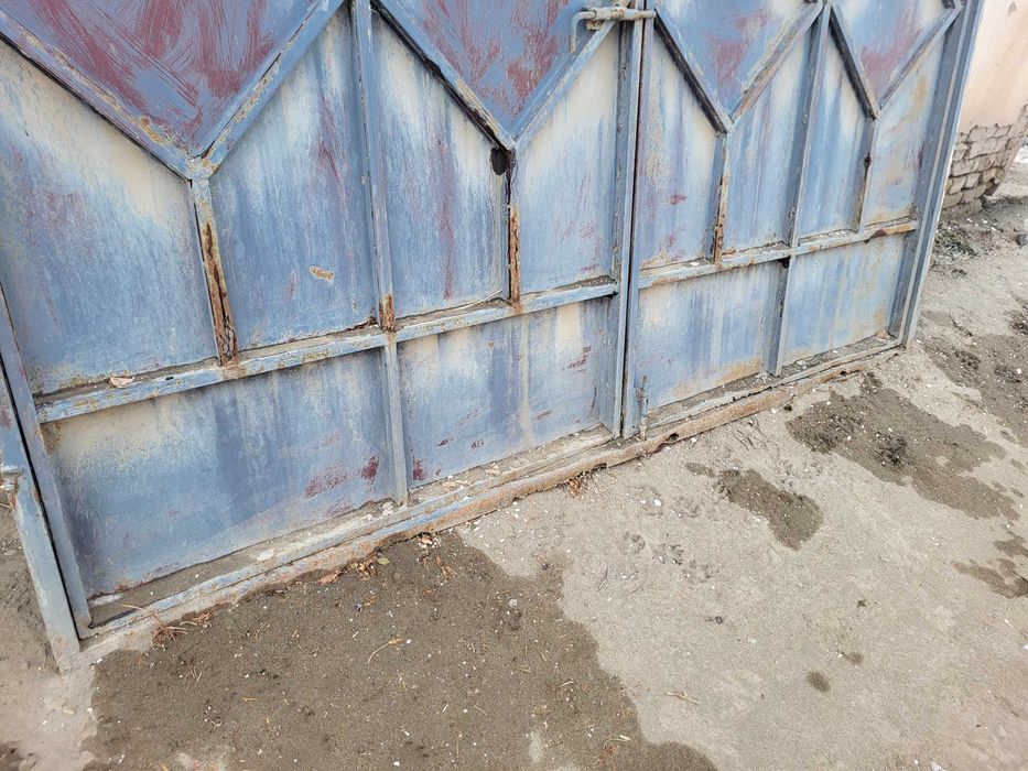 Дамир дорвозо, темир дарвоза, намунавий уйники, бахоси 2 млн сум