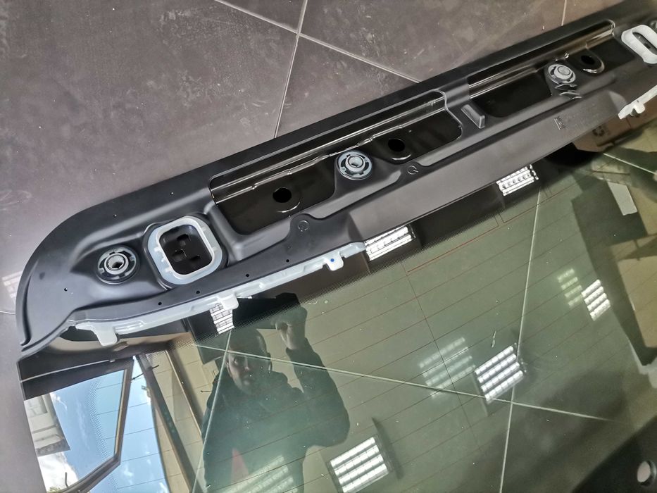 НОВО OE BMW Задно Стъкло Багажник Зелено БМВ G21 G81 Комби 7453410