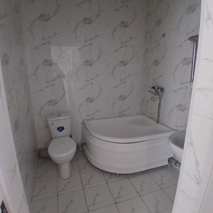 SROCHNO Sotiladi Yashnobod Olmos mahalla 2/10/16