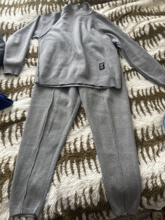 Женская одежда платья