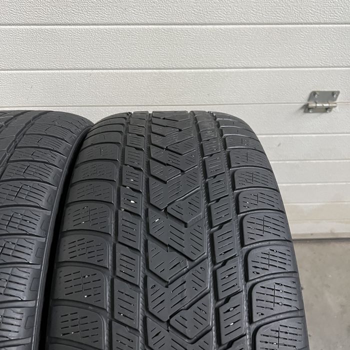 2 Anvelope iarna 275 40 22 Pirelli