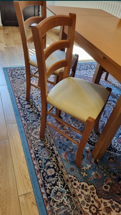 Set Masa de bucătărie extensibila 110-170 cu 70 si 4 scaune tapitate