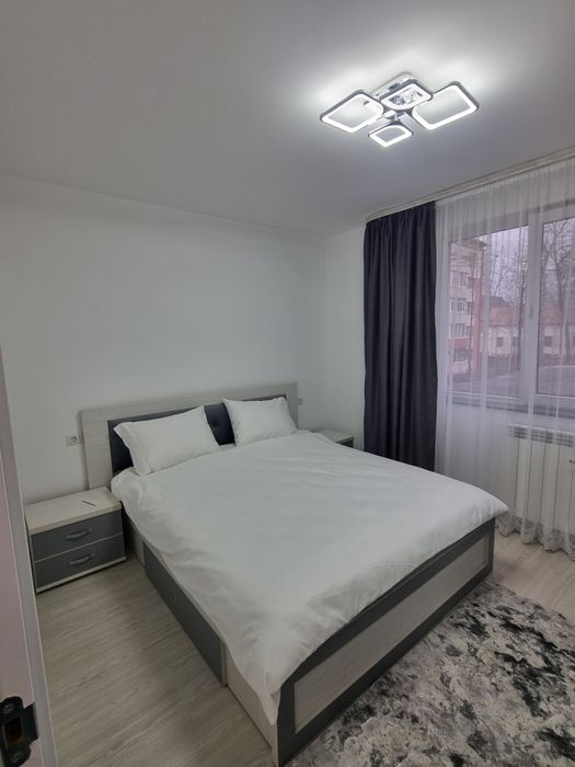 Închirez apartament