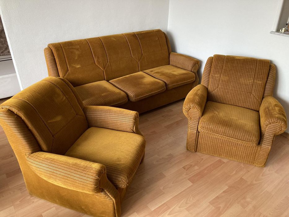 Диван разтегателен и 2 фотьлйла