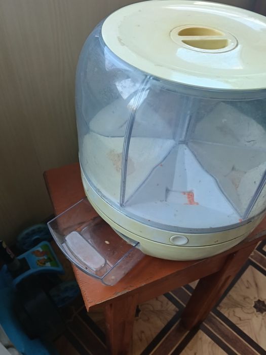 Продам диспансер для круп