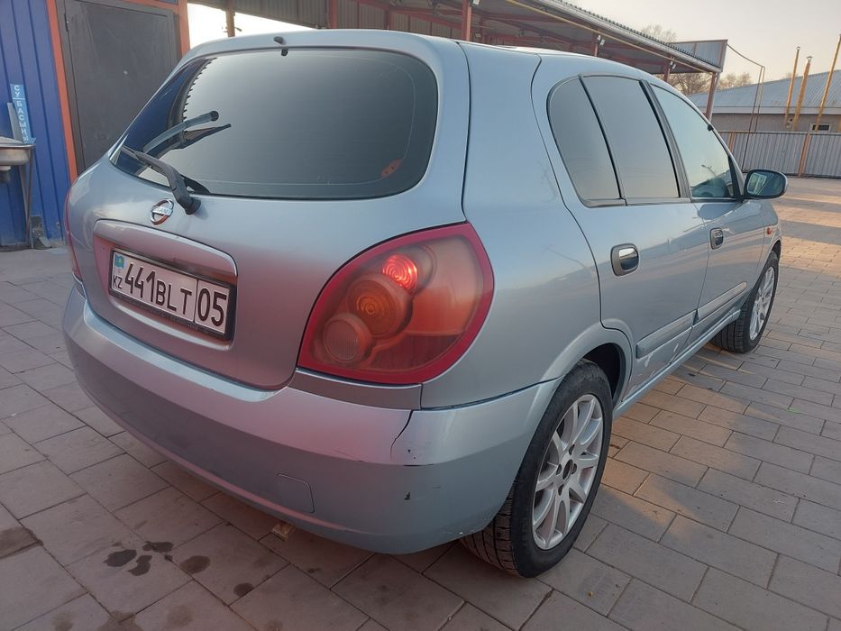 Продам авто ниссан