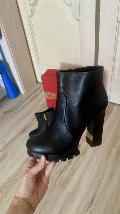 Ботиночки Basconi р.36