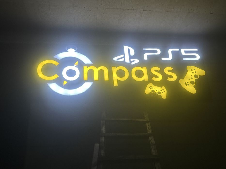 Продам надпись PS 5 для клуба с названием и без