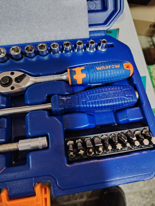 Комплект инструменти WADFOW, 1/4", 45 части